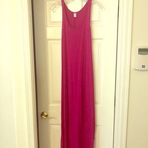 Old Navy pink knit maxi dress. Medium . NWT.